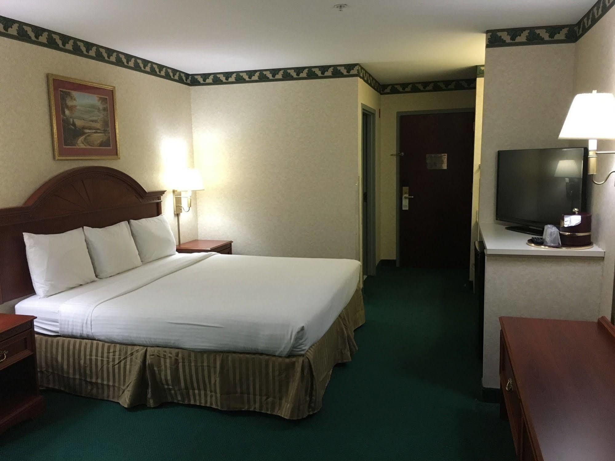 Grand Vista Hotel & Suites Vonore Exteriör bild